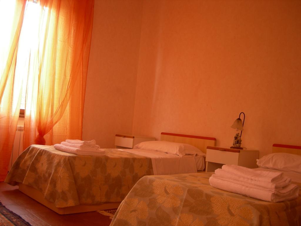Vacanze Deaf Roma Cameră foto